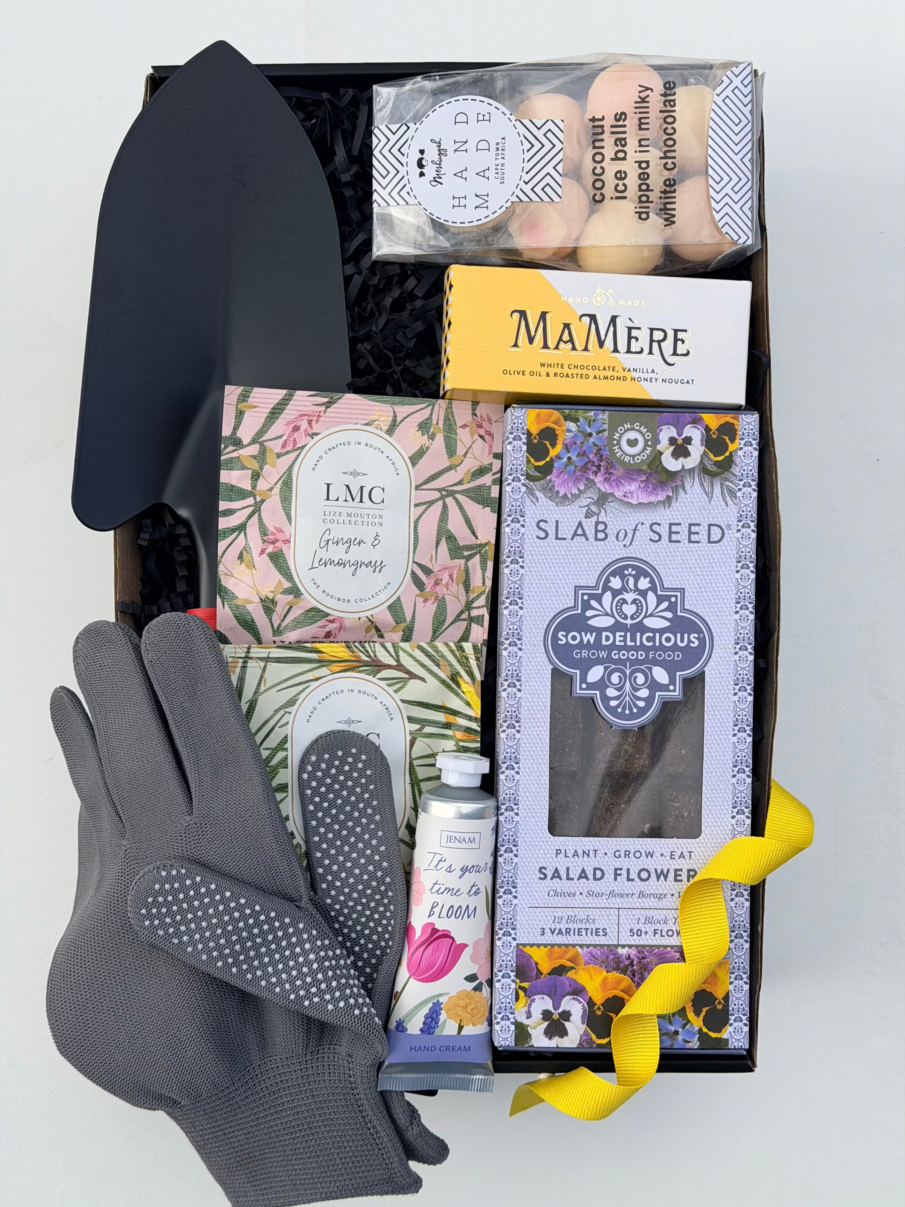 The Garden Essentials Garden Lovers Box