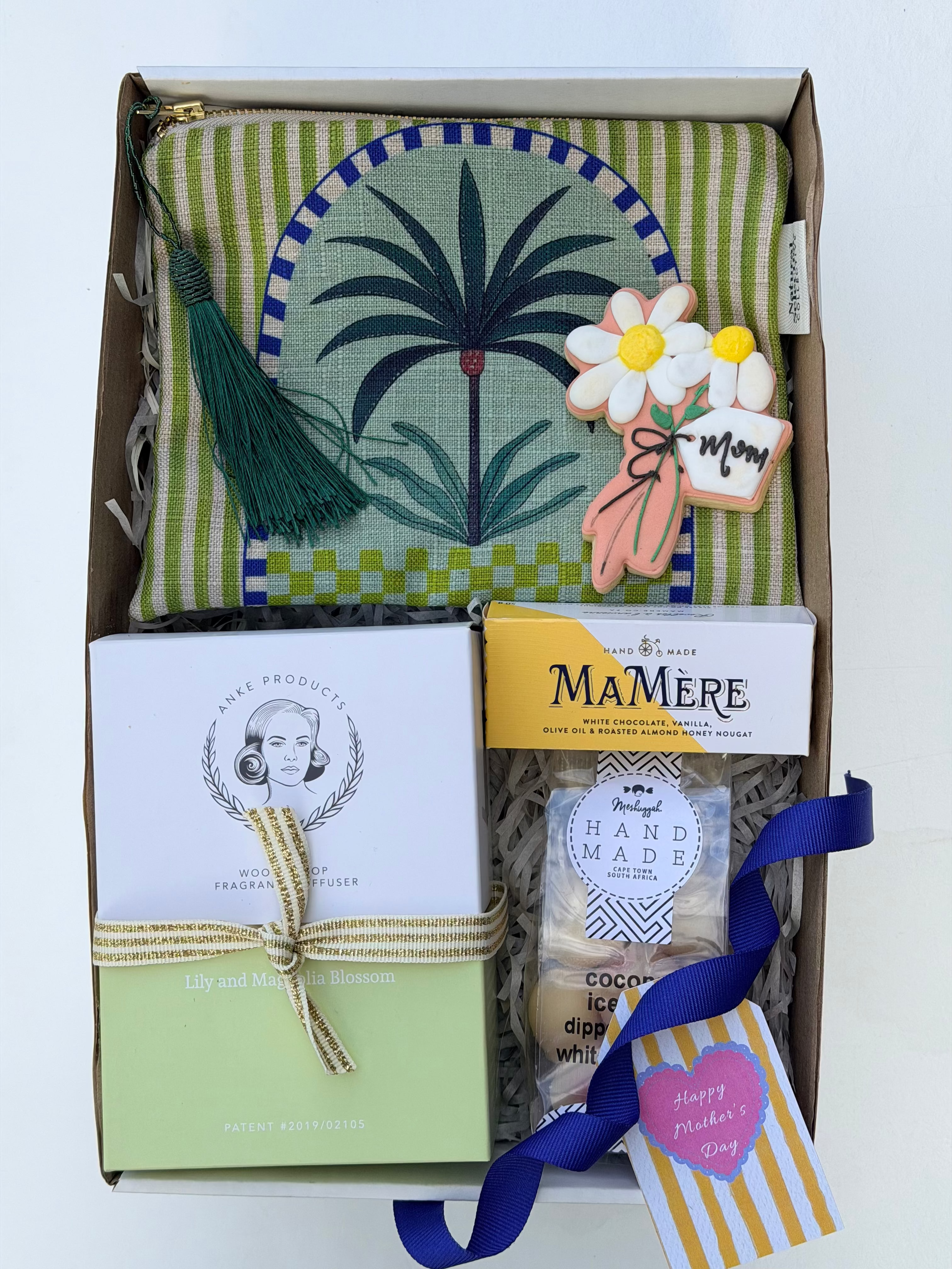 The Calm & Classic – Mother’s Day Gift Box