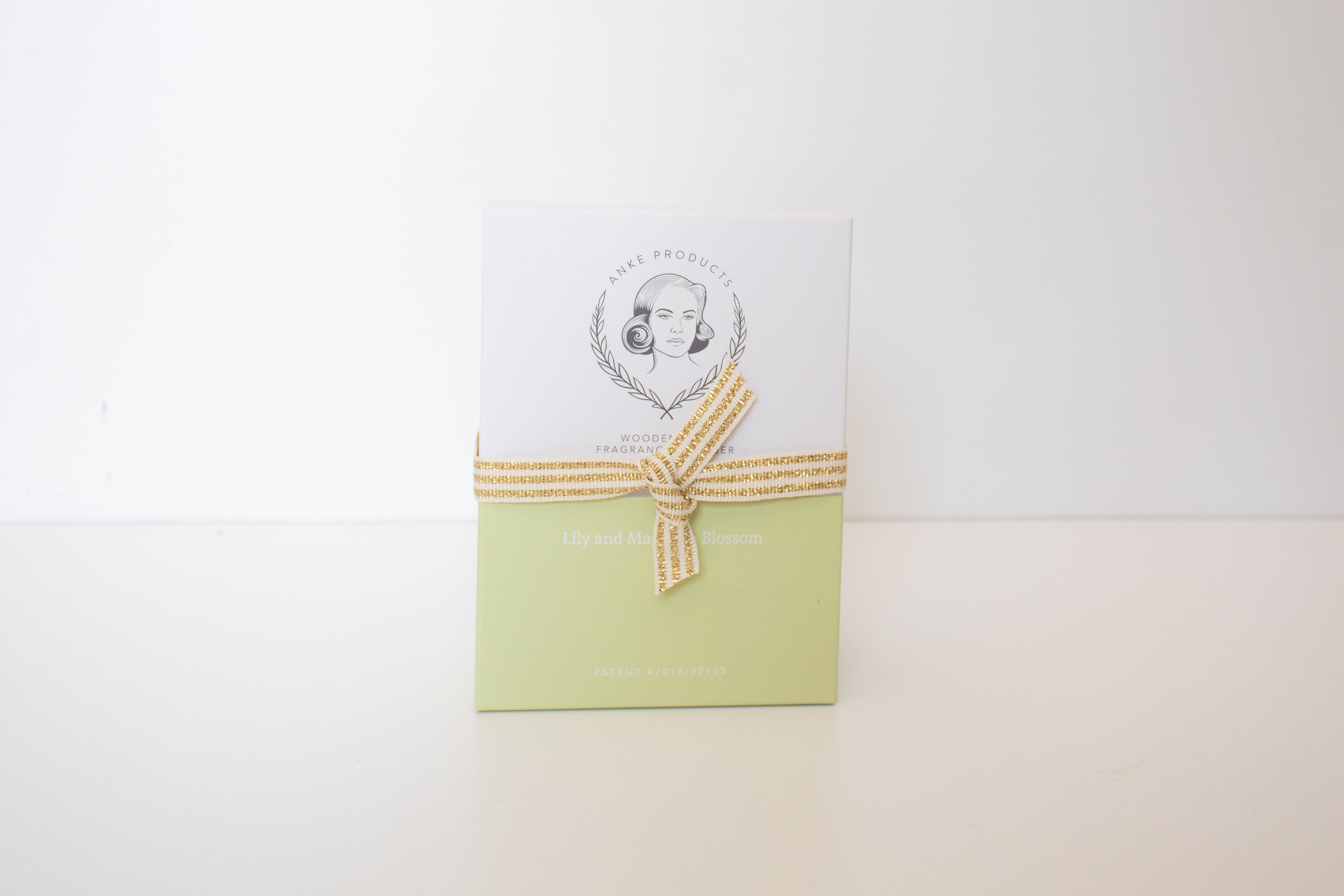 Wooden Top Fragrance Diffuser