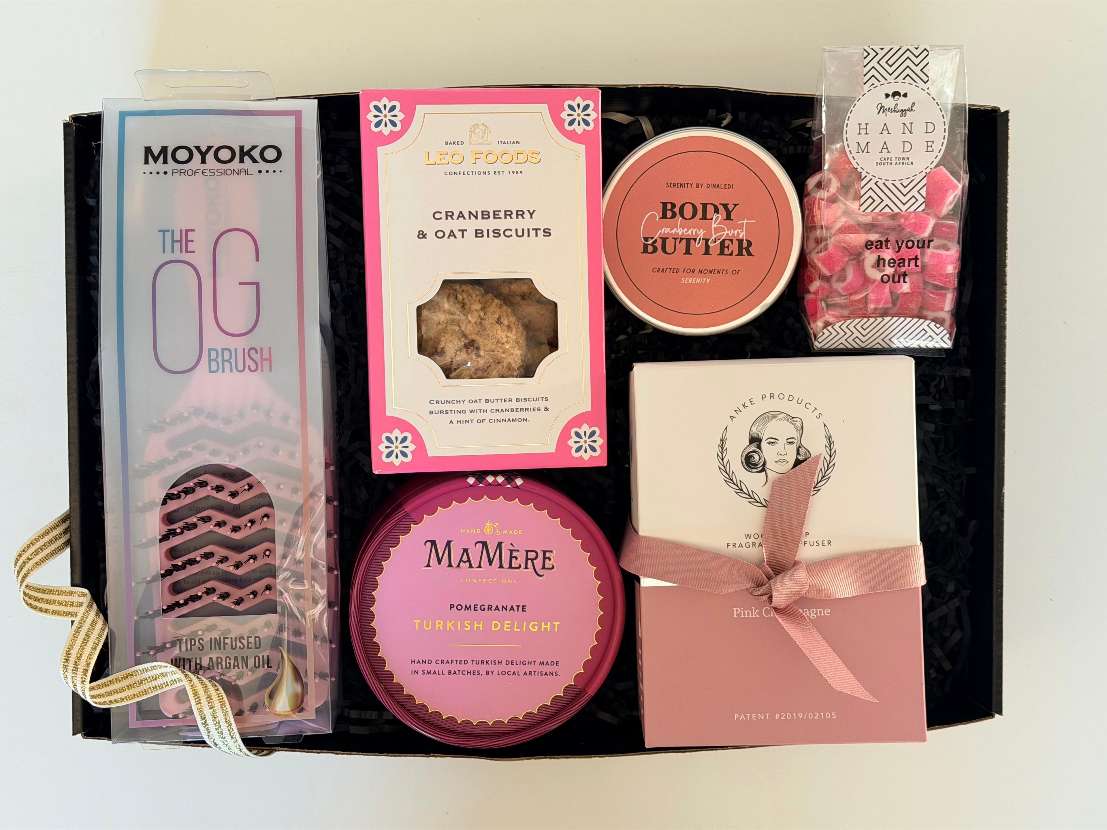 The Pretty Pamper Woman Gift Box