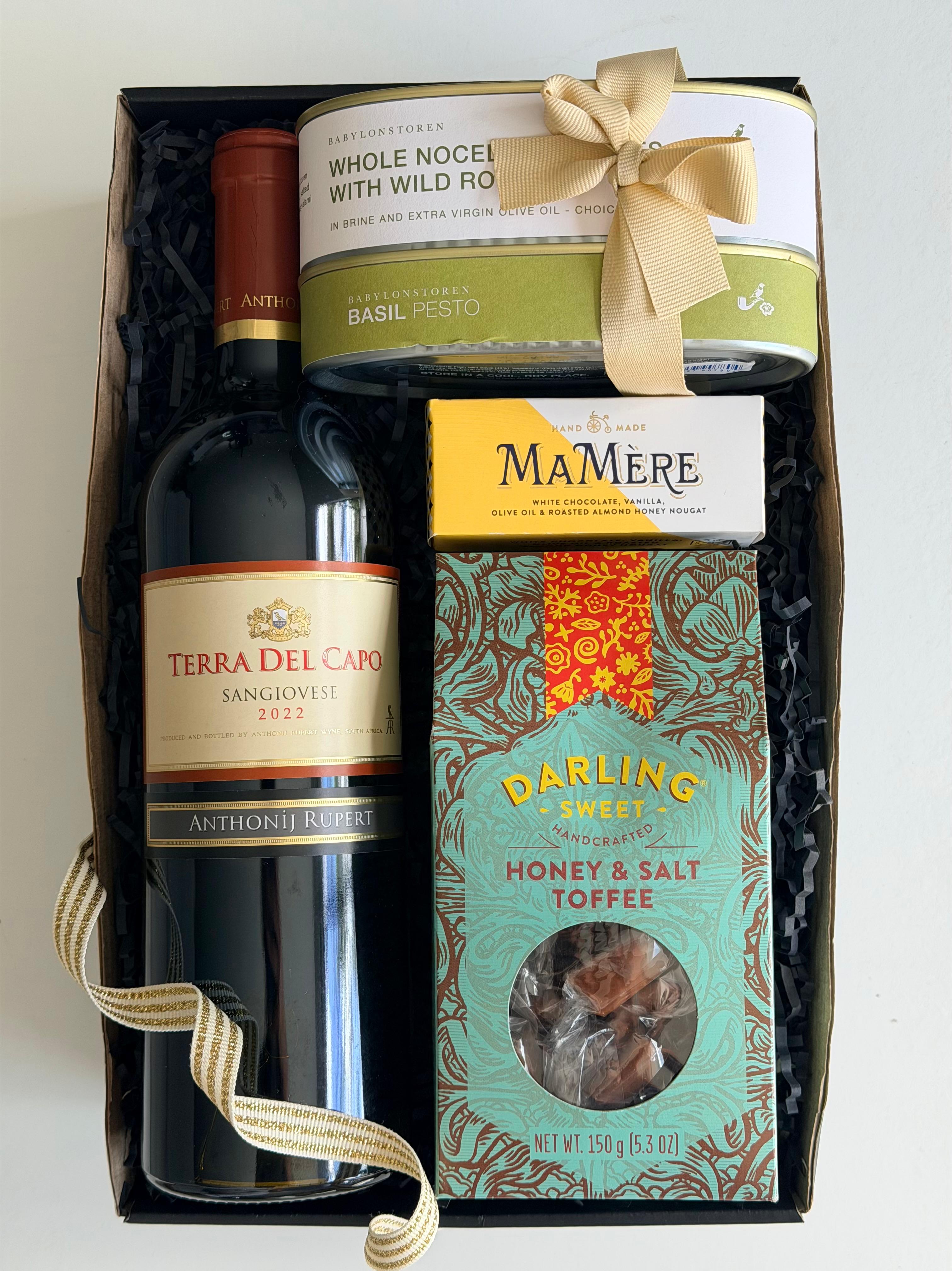 The Warm Welcome Housewarming Box