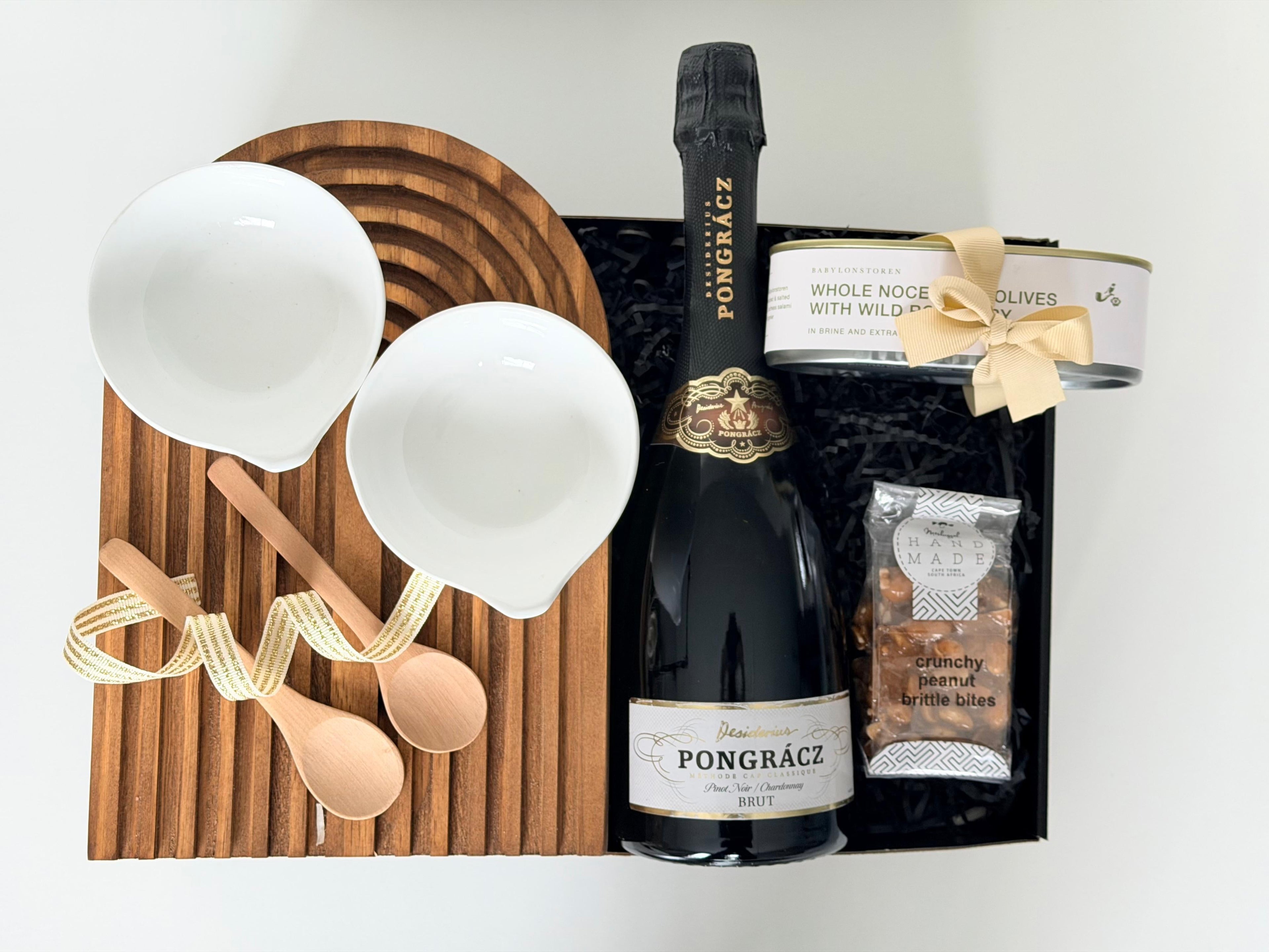 The Serve & Celebrate Housewarming Box
